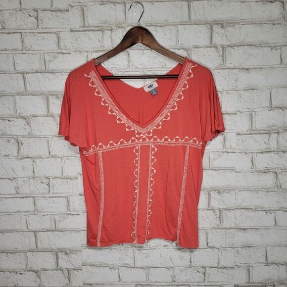 Old Navy Tops - Old Navy pink embroidery tee